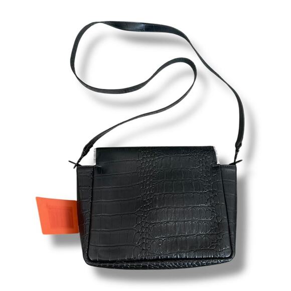 Verdict still out  black bag - Picture 2 of 8